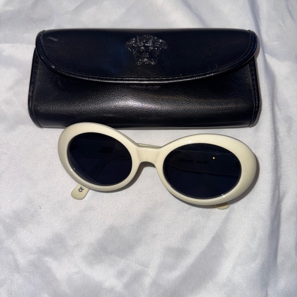 Versace Vintage 90s Sunglasses main image 5